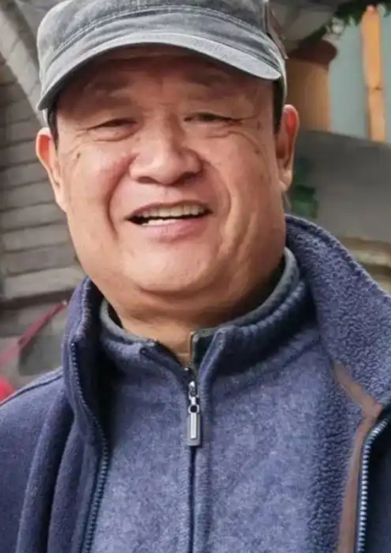 郝平