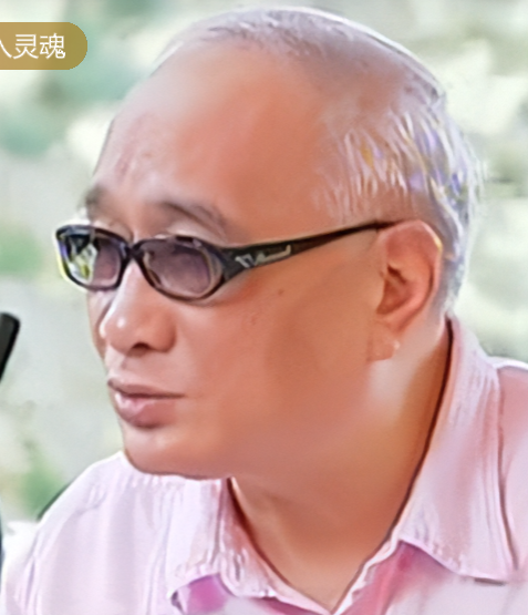 卓鹤君