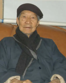袁晓岑