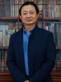 李也青