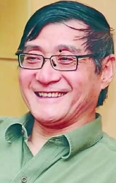 潘公凯