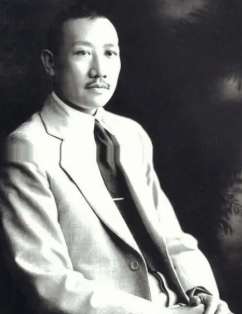 王伯群
