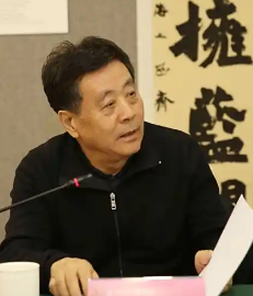 聂成文