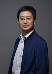 屈健
